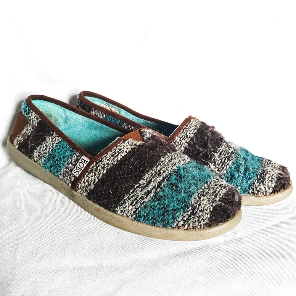 Skechers Bob's woven slip ons